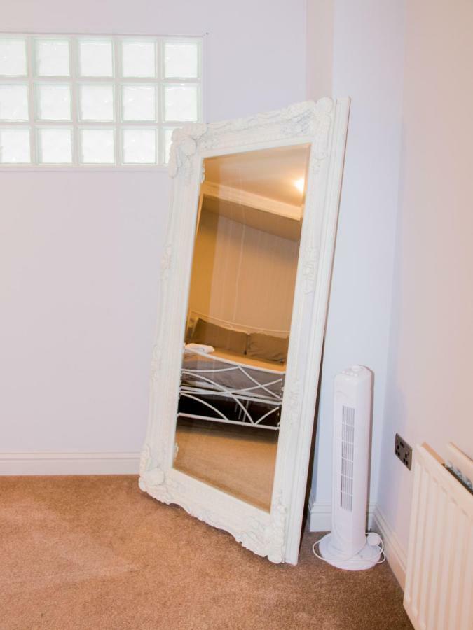 Stunning Shabby Chic Loft Ap Apartment Leeds  Exterior photo